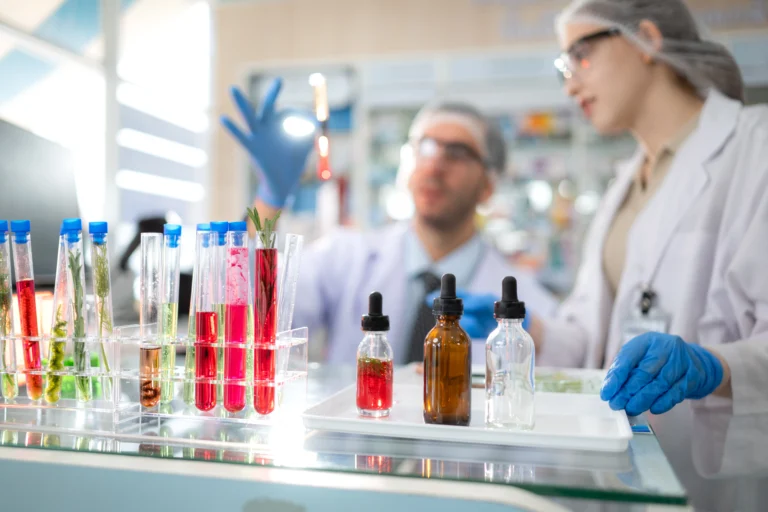 pharmacist-and-chemical-scientist